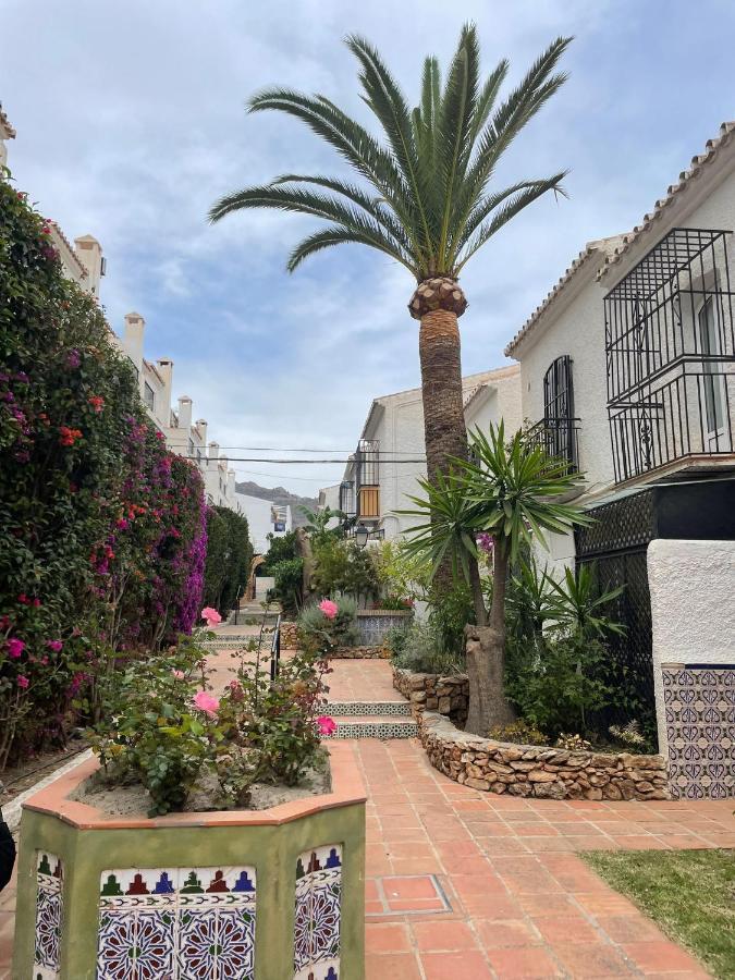 Verano Azul 12 Menyber Nerja Exterior photo